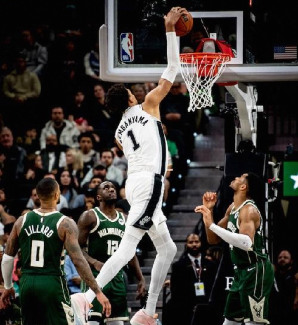 纽约尼克斯vs洛杉矶湖人 纽约尼克斯vs洛杉矶湖人