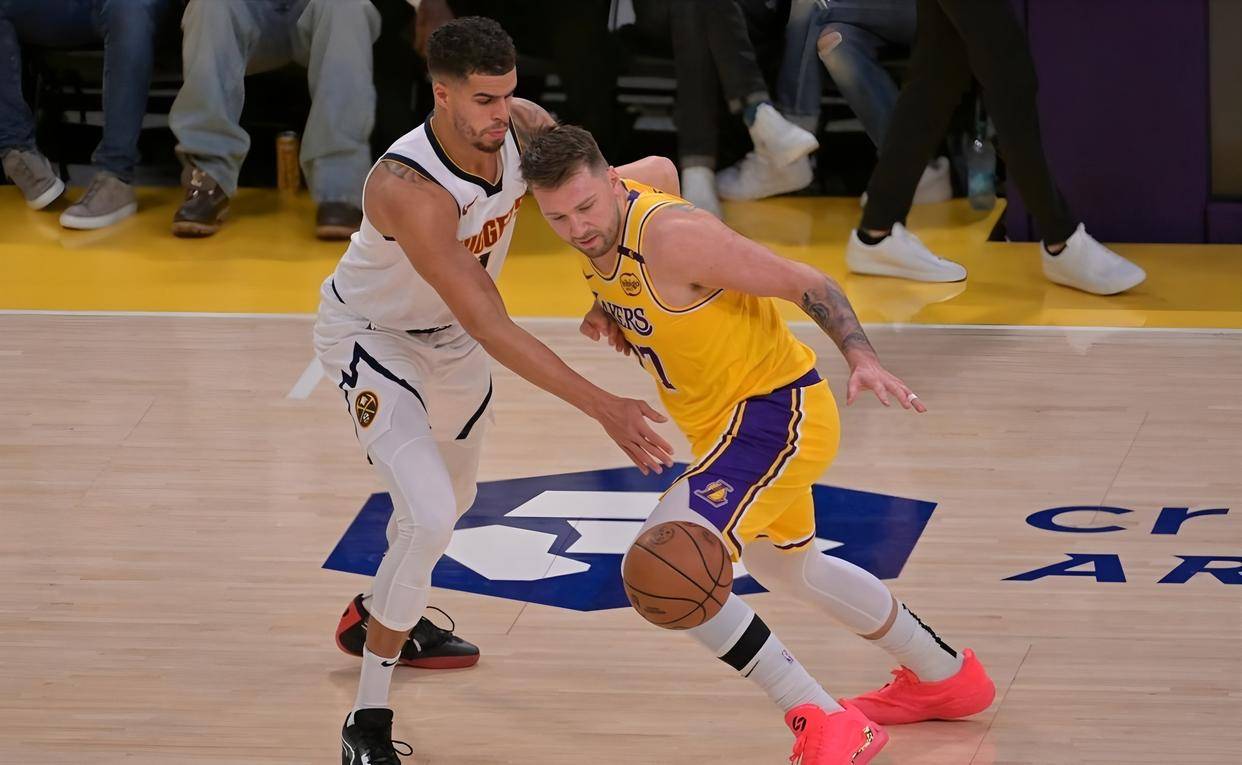 多米体育下载-主办方称赛前15分钟得知梅西缺阵